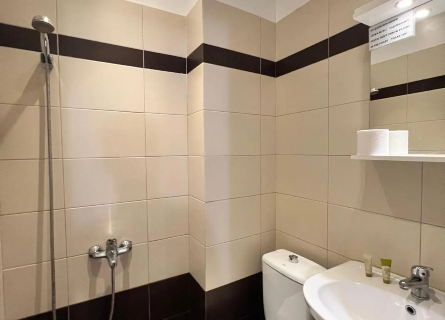 הימארה Margarita Guesthouse 0*,  אלבניה
