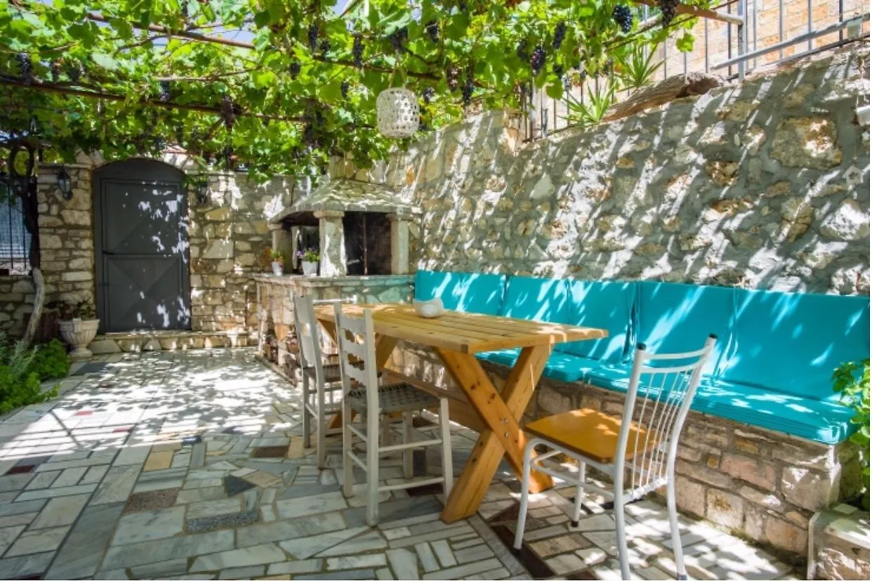 Margarita Guesthouse Himare