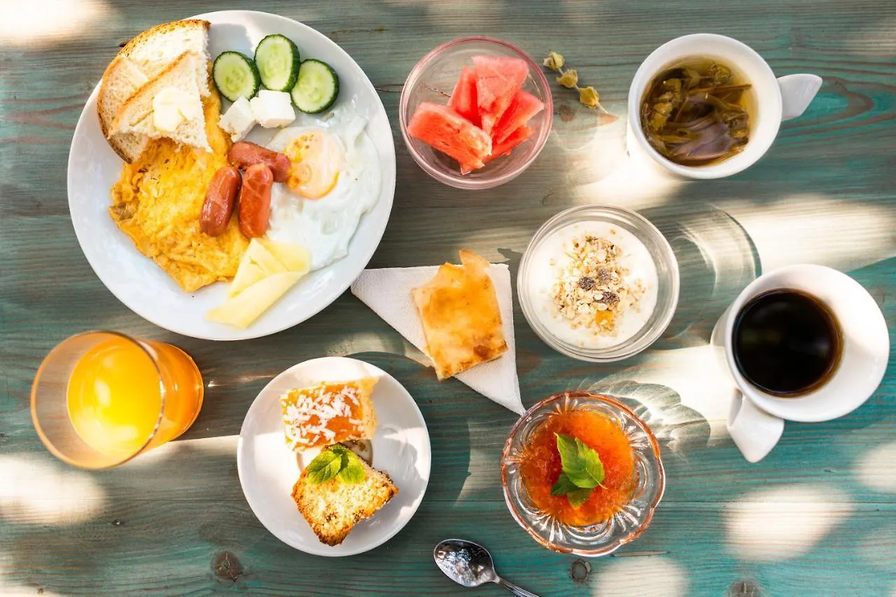 לינה וארוחת בוקר הימארה Margarita Guesthouse