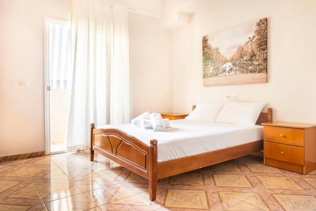 Margarita Guesthouse Himare 0*,