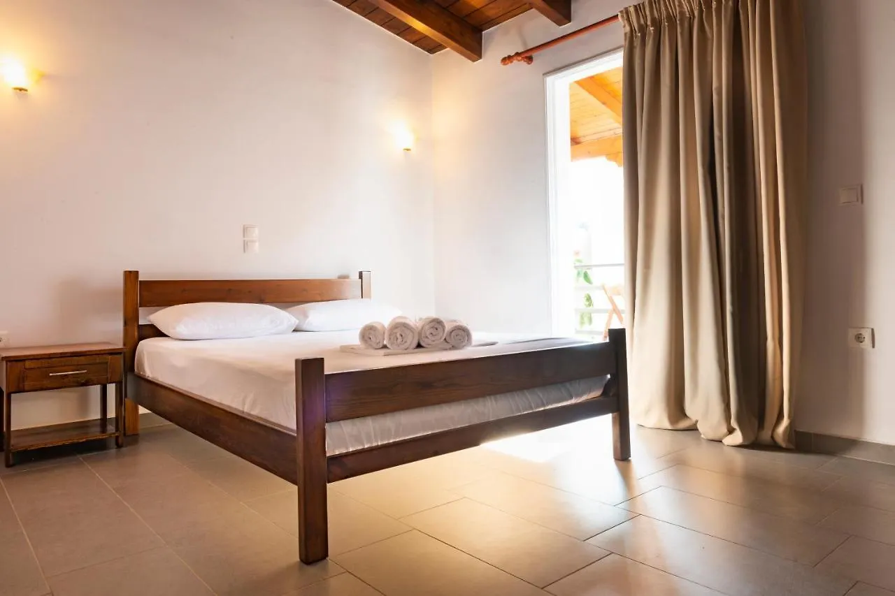 Margarita Guesthouse Himare