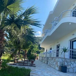 Hotel Mesun, Himarë