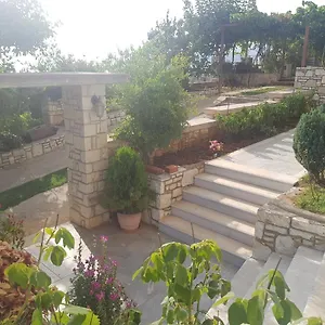 Gasthof Spyridoula's, Himarë